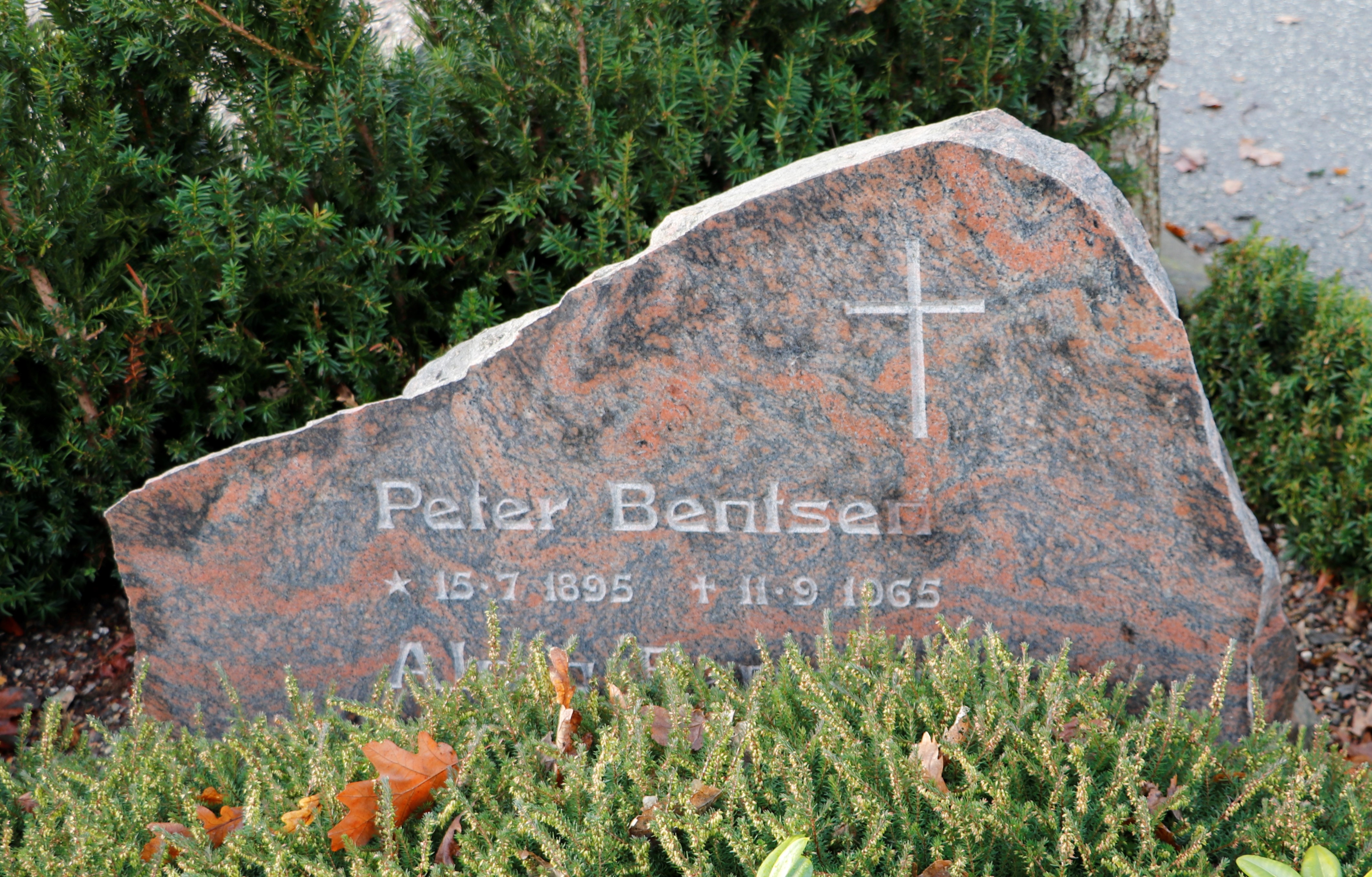 Peter Bentsen f. 15.07.1896 - d- 11.09.1965 .JPG